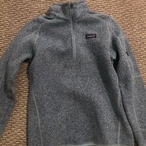 Woman’s Patagonia Better sweater quarter zip